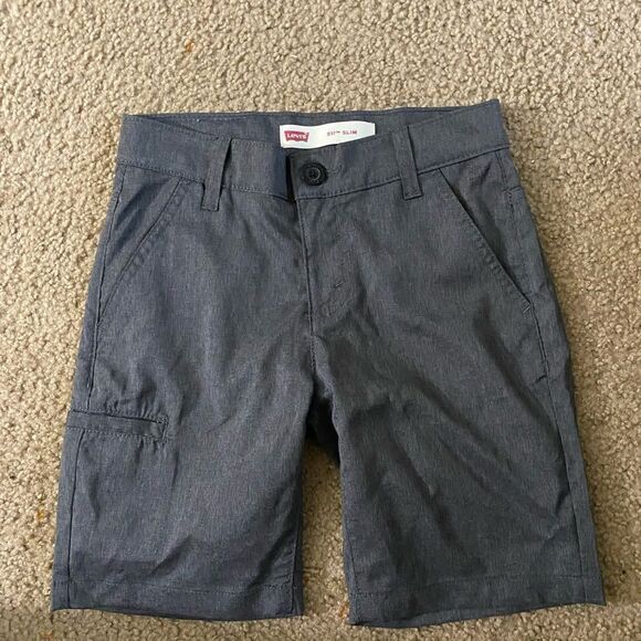Boys Levi’s 511 Slim Shorts NWT - Picture 1 of 3